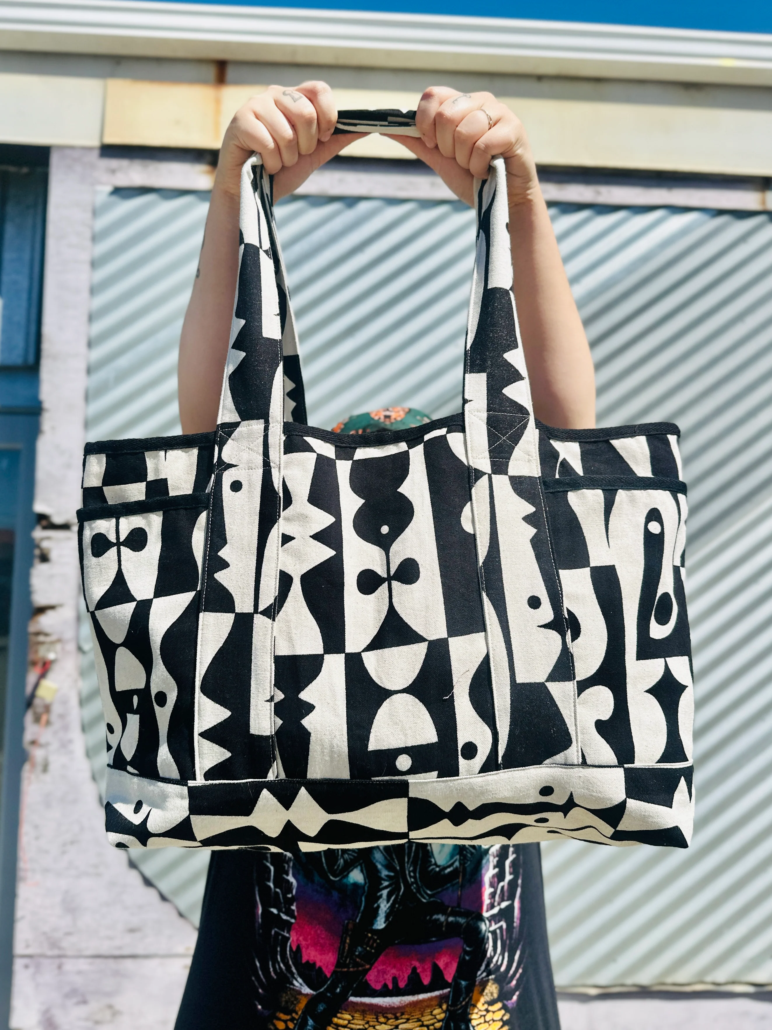 Maker Tote - Illusions