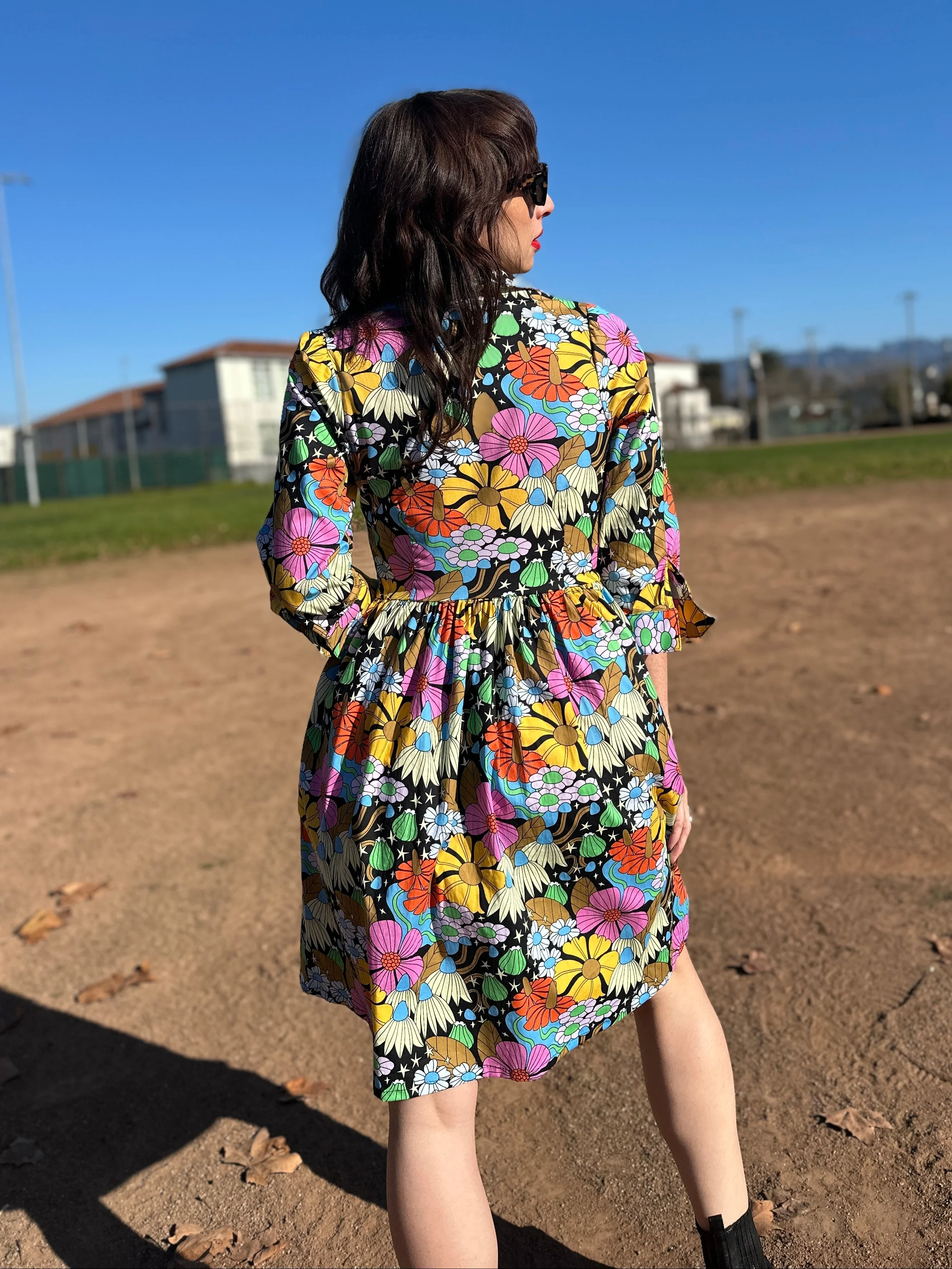 Betty Cosmic Floral - Image 8