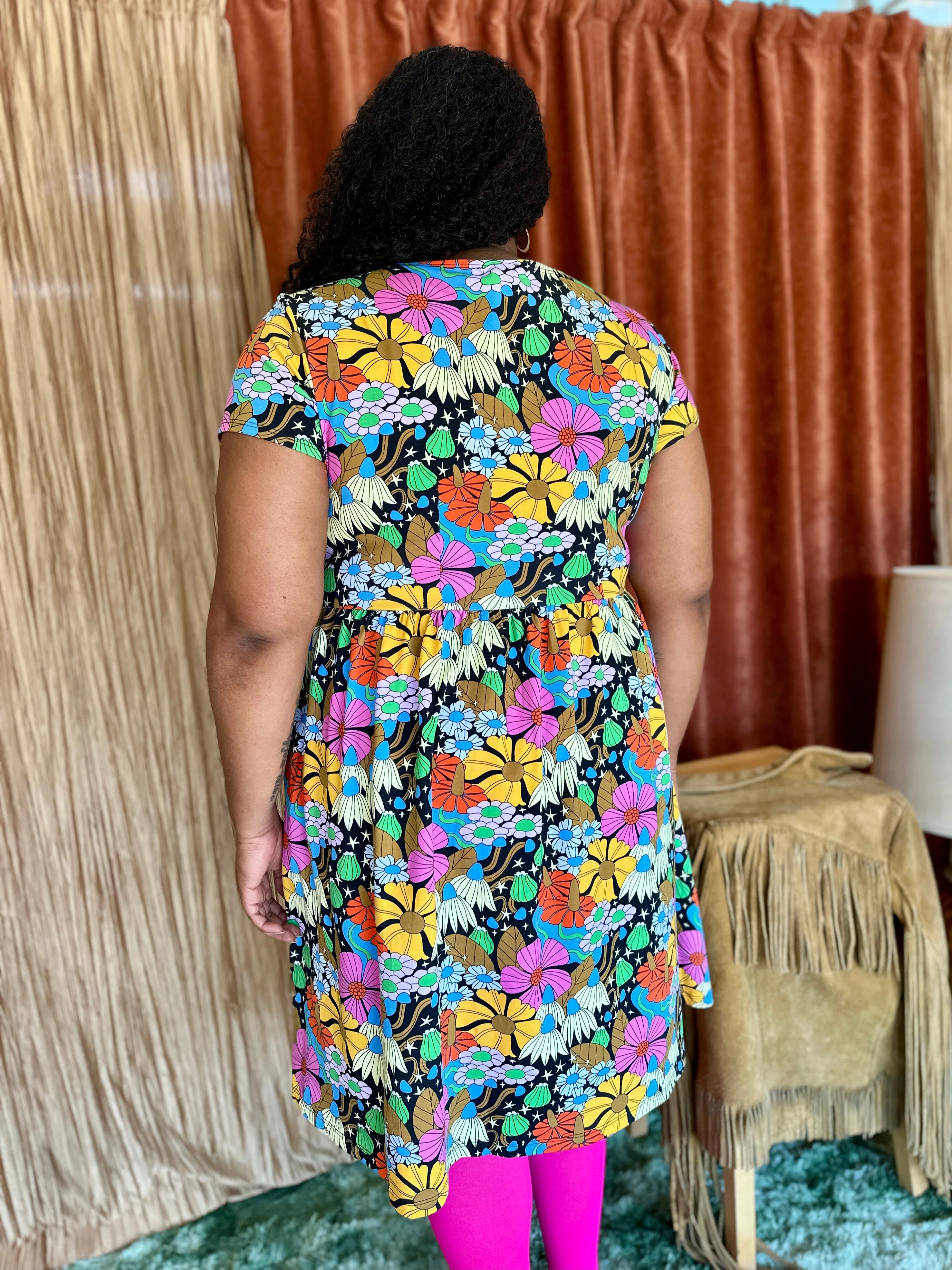 Lucy Cosmic Floral - Image 6