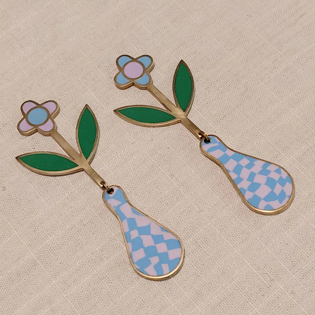 Flowers in checkered Vases earrings - Image 2