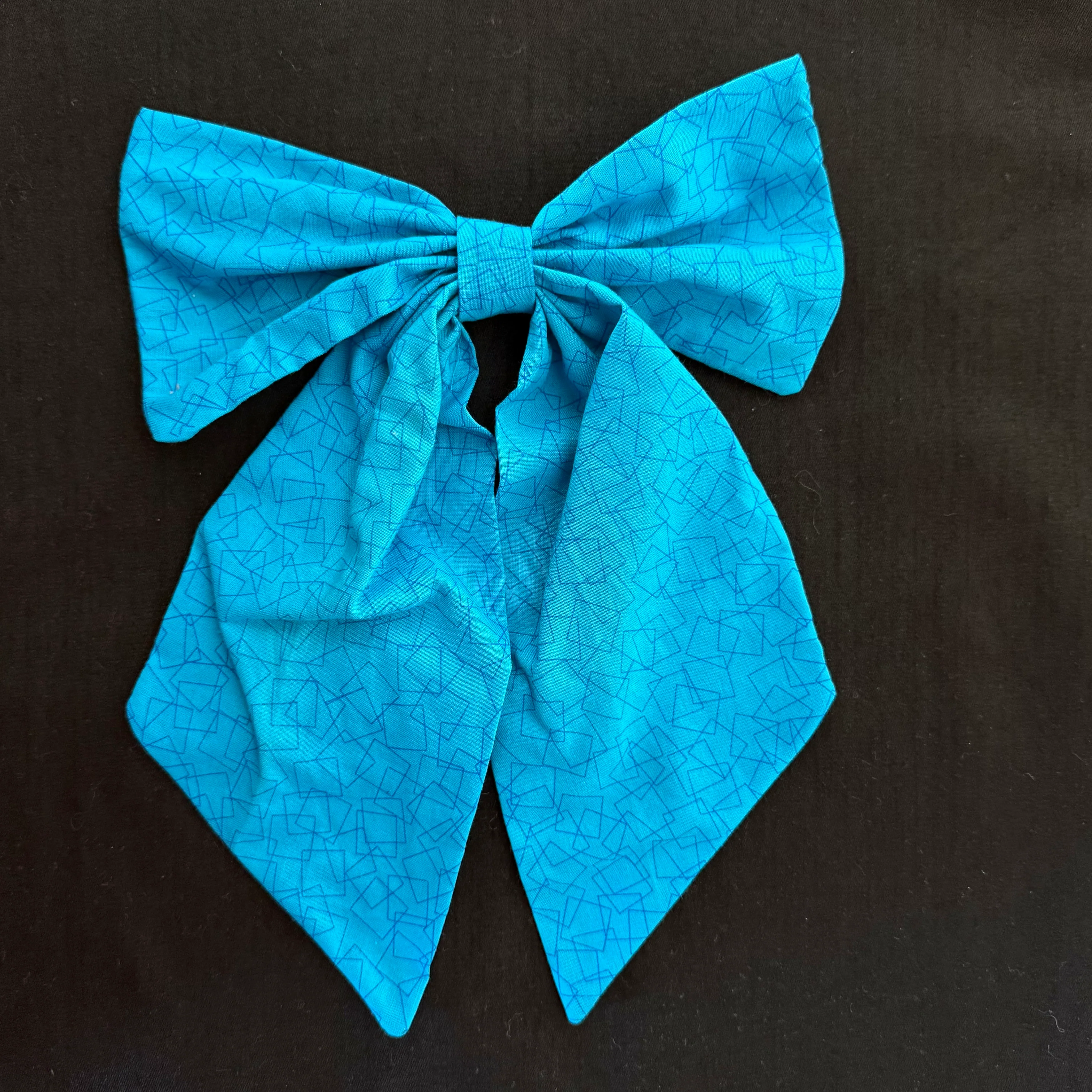Giant Bows - Image 10