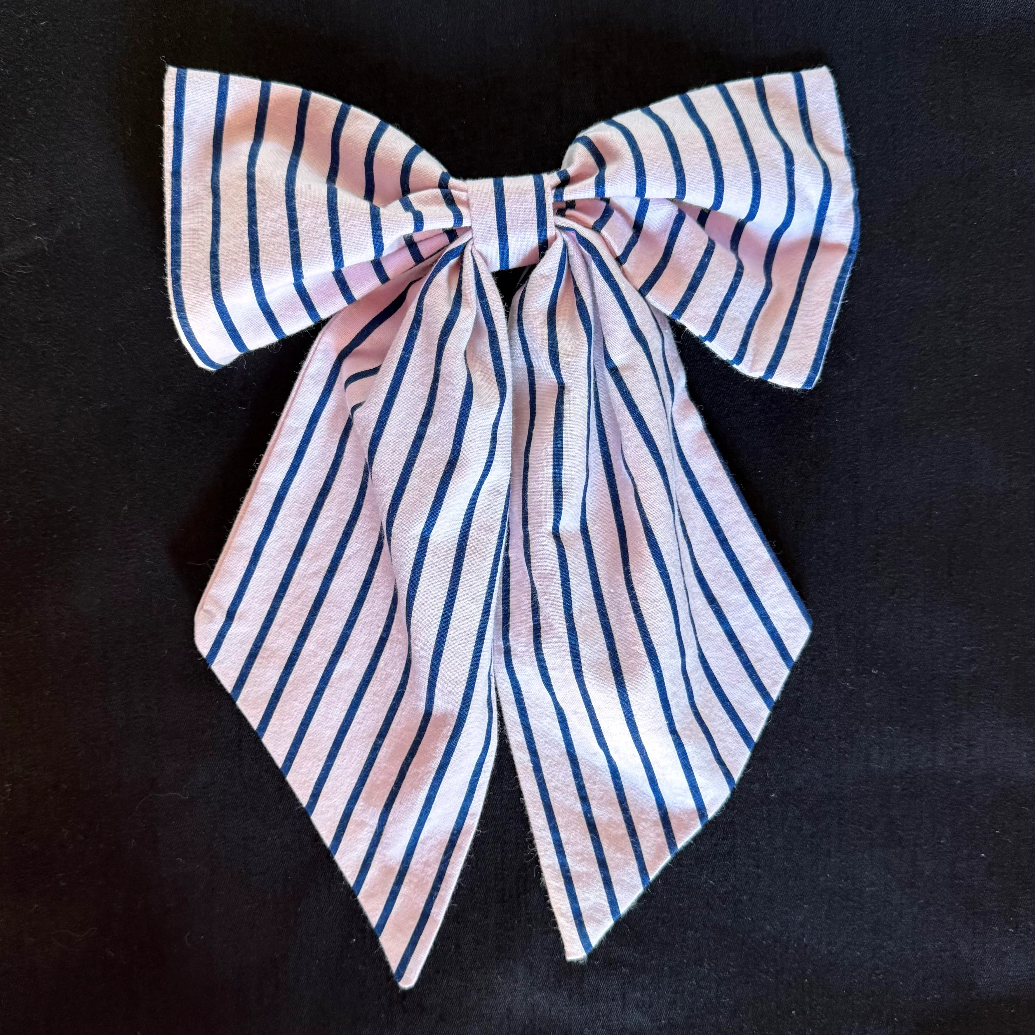 Giant Bows - Image 5