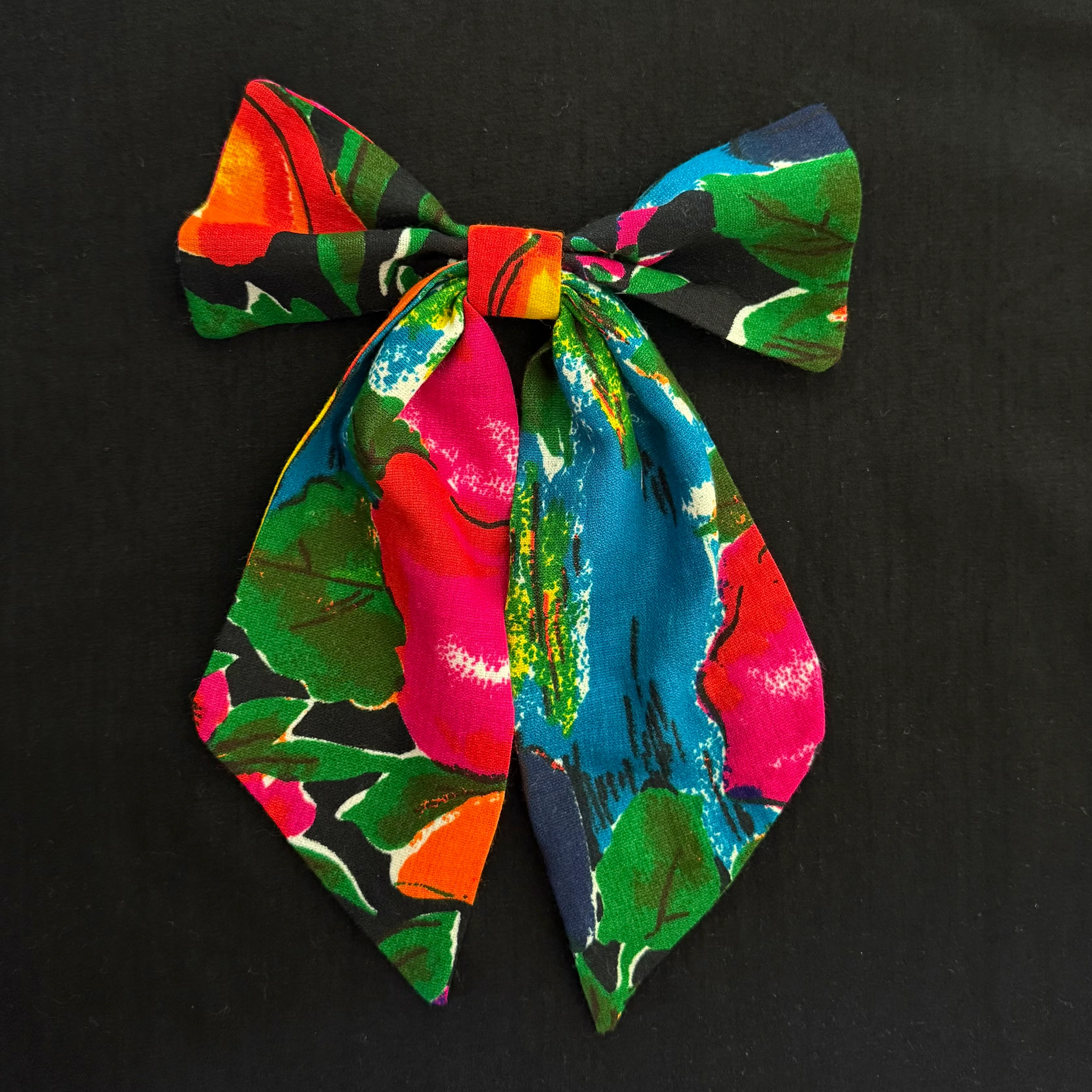 Giant Bows - Image 8