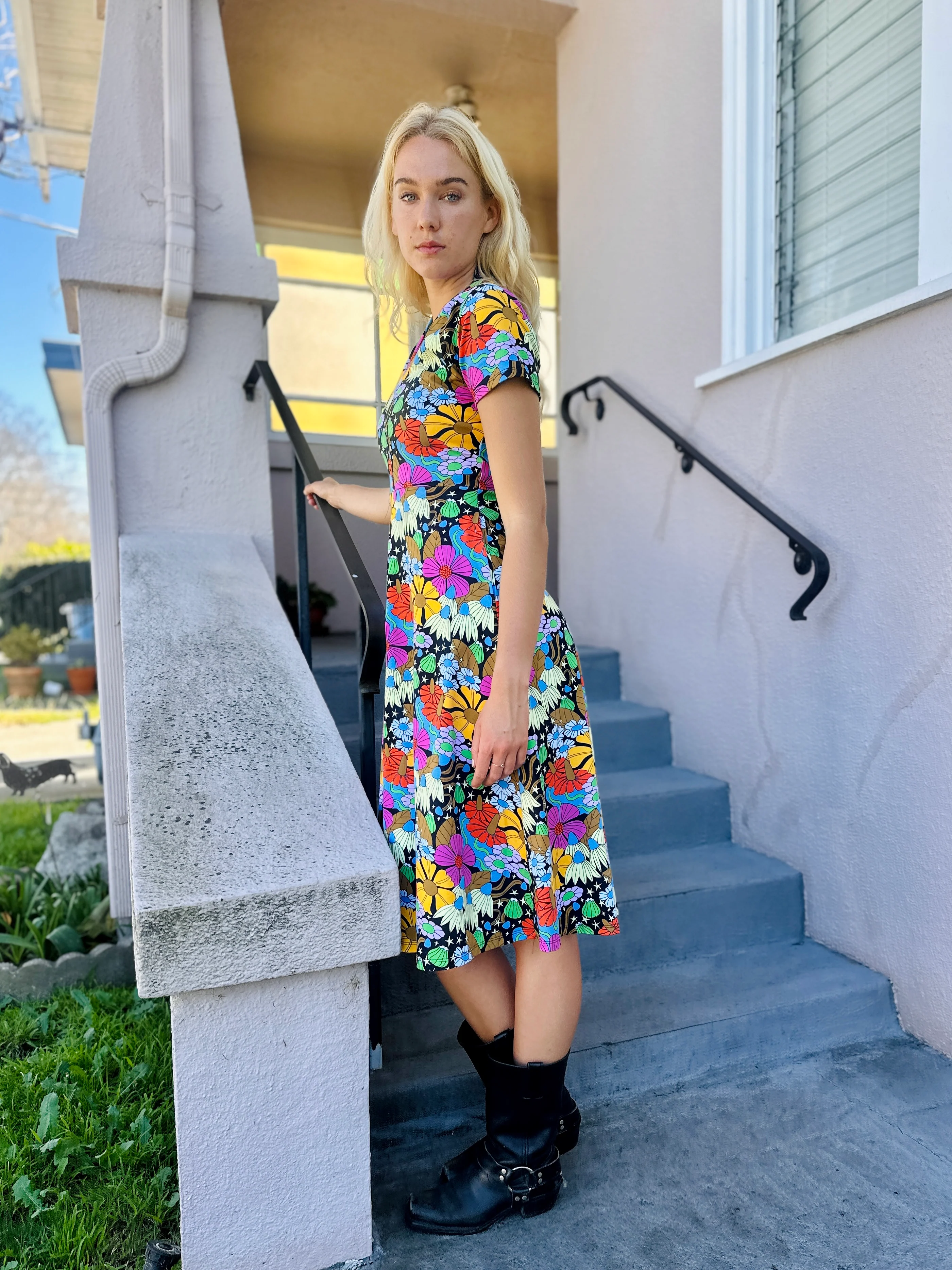 Greta Cosmic Floral - Image 4