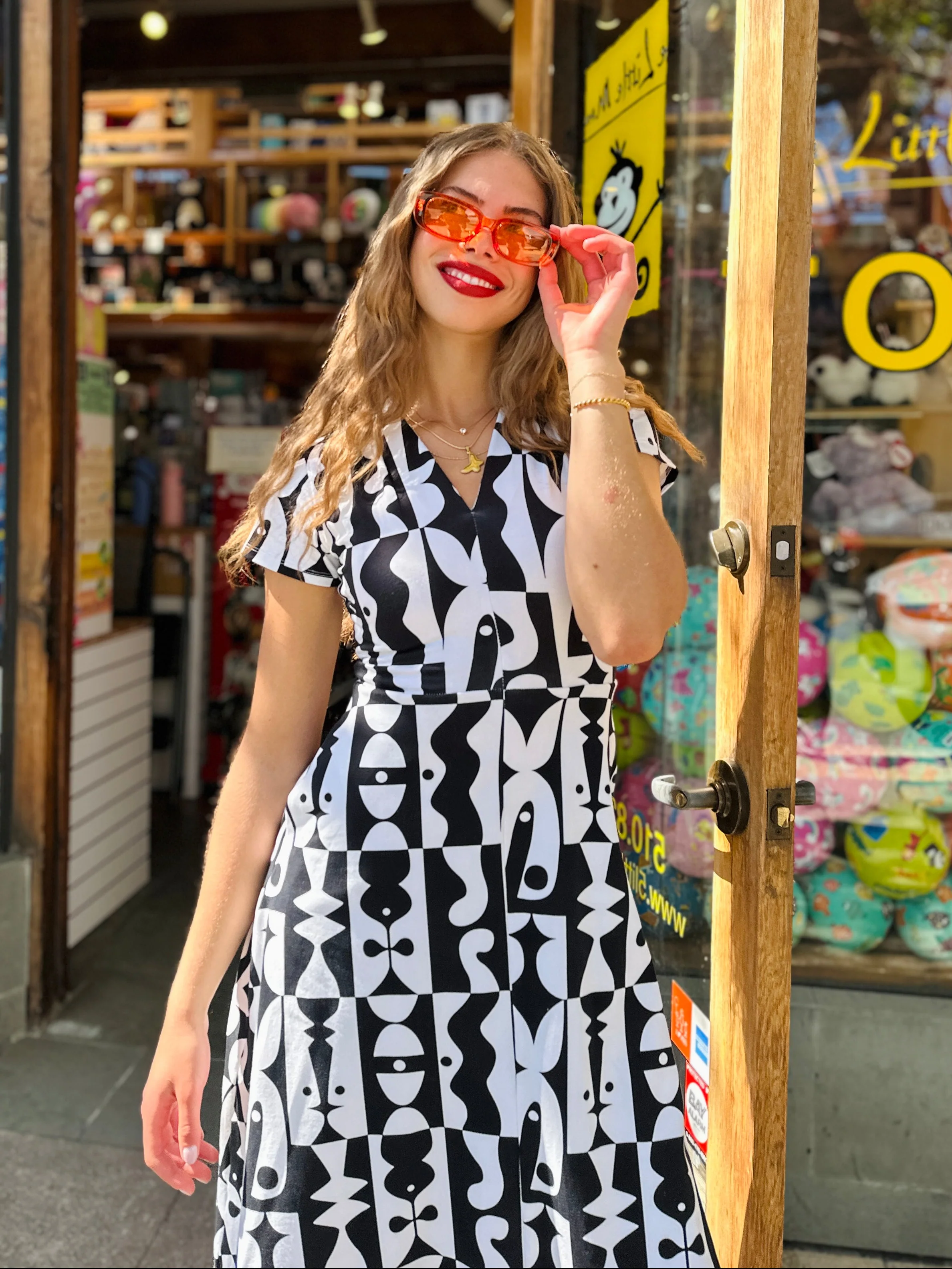 Greta Illusions - Image 2