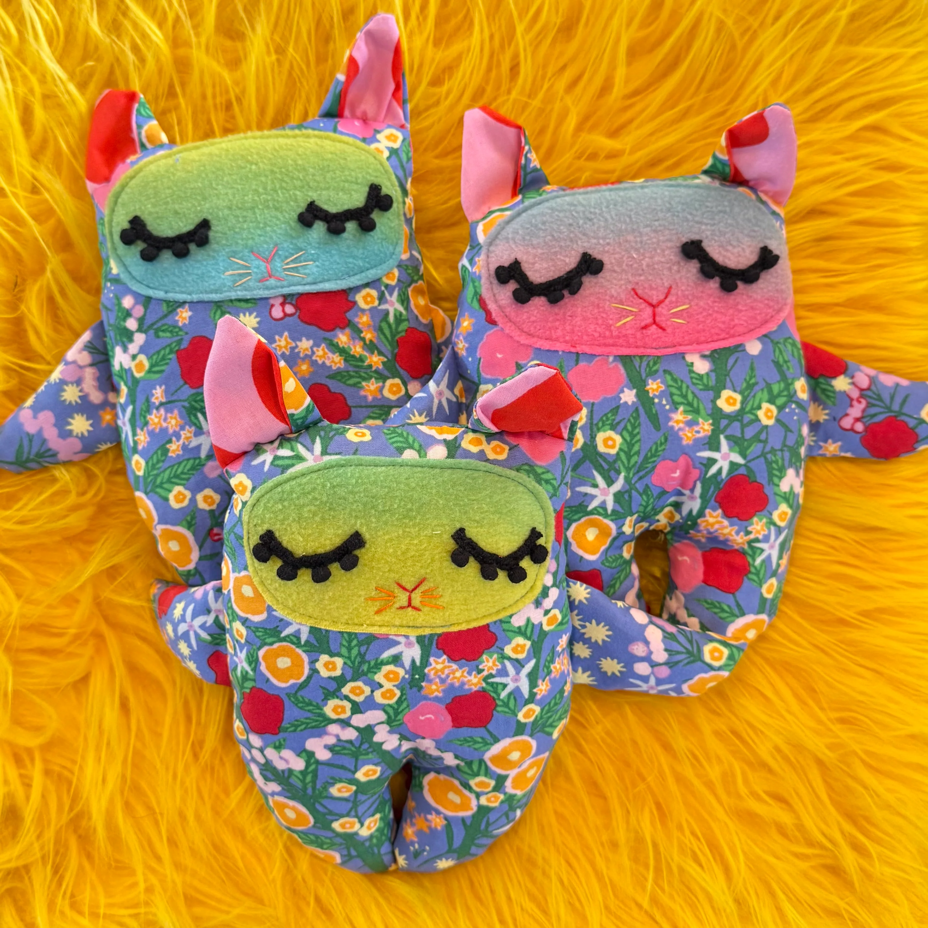 Large Love Kitty Doll- Sssnakes - Image 3