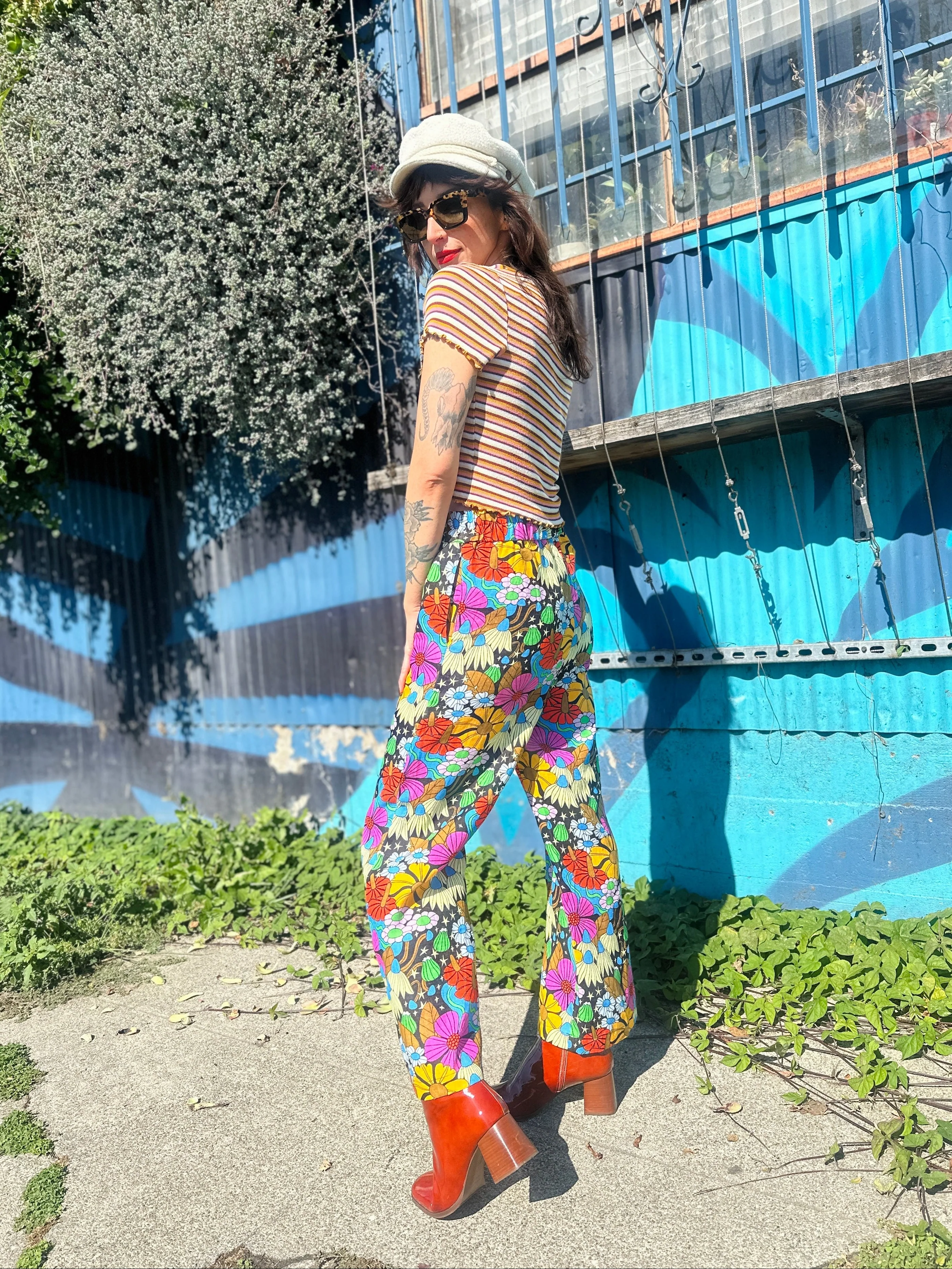 Linen Catalina Pant Cosmic Floral - Image 4