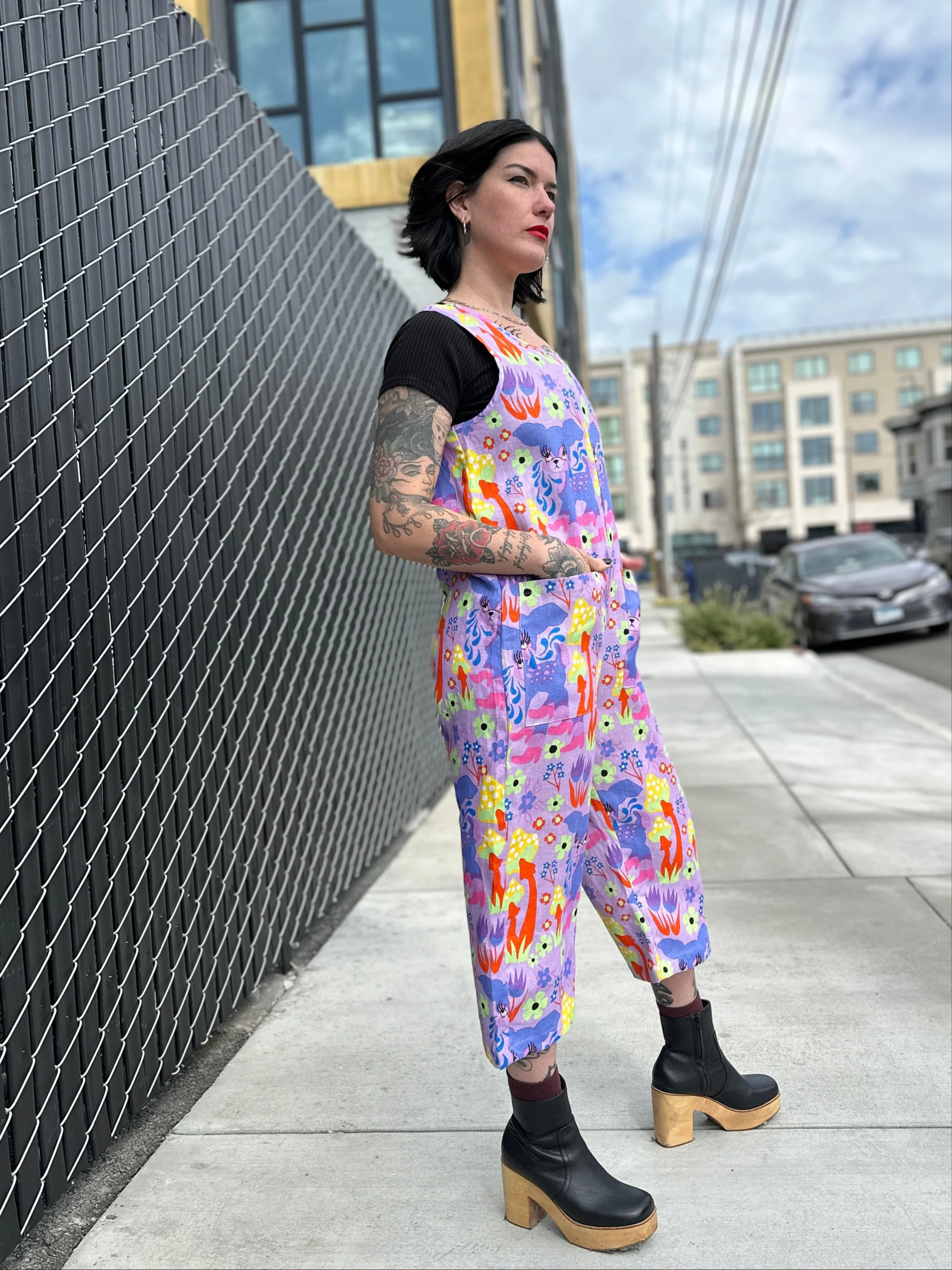 Linen Garden Suit Cry Baby - Image 3