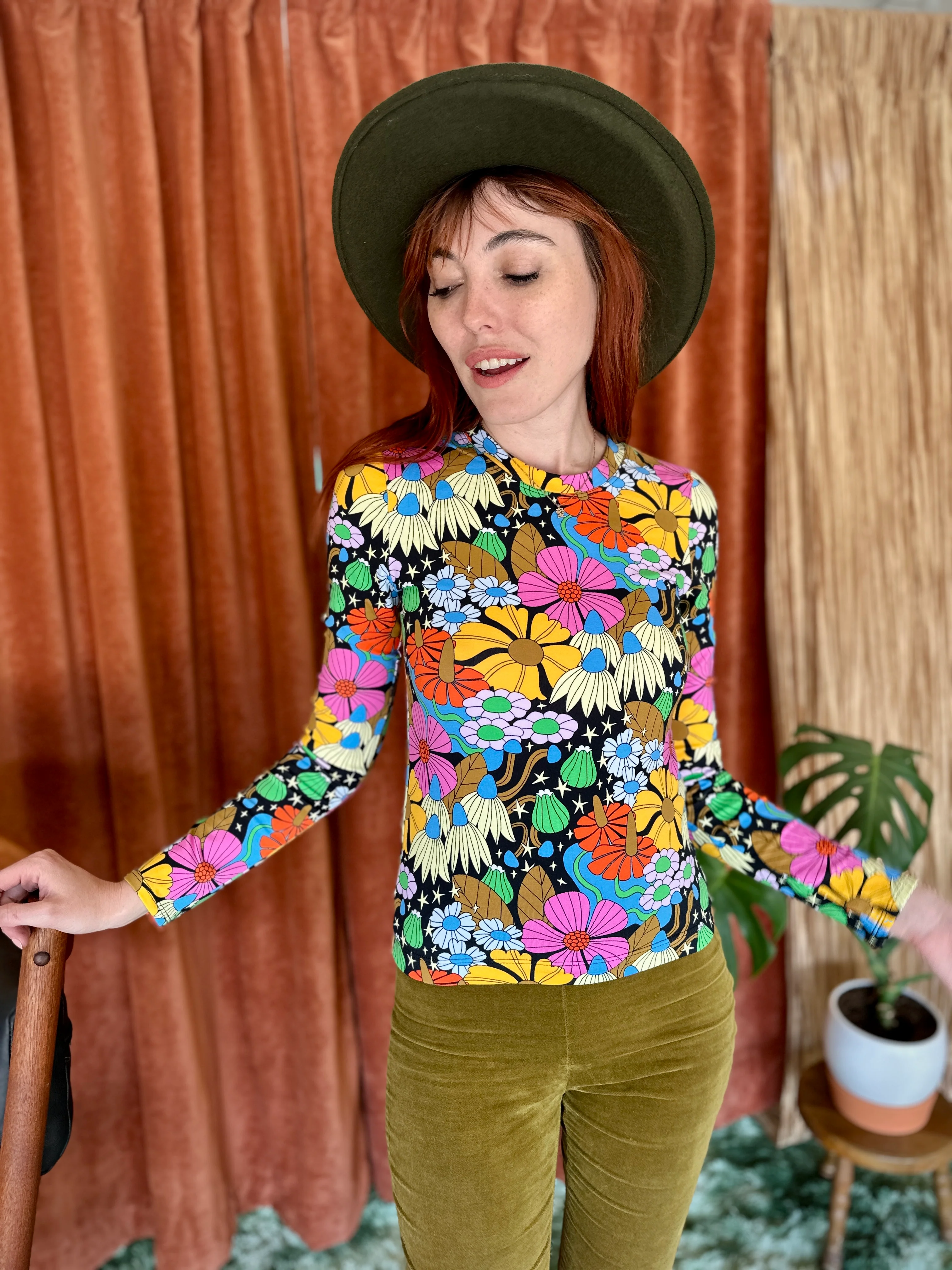 Long Sleeve Tee Cosmic Floral - Image 4