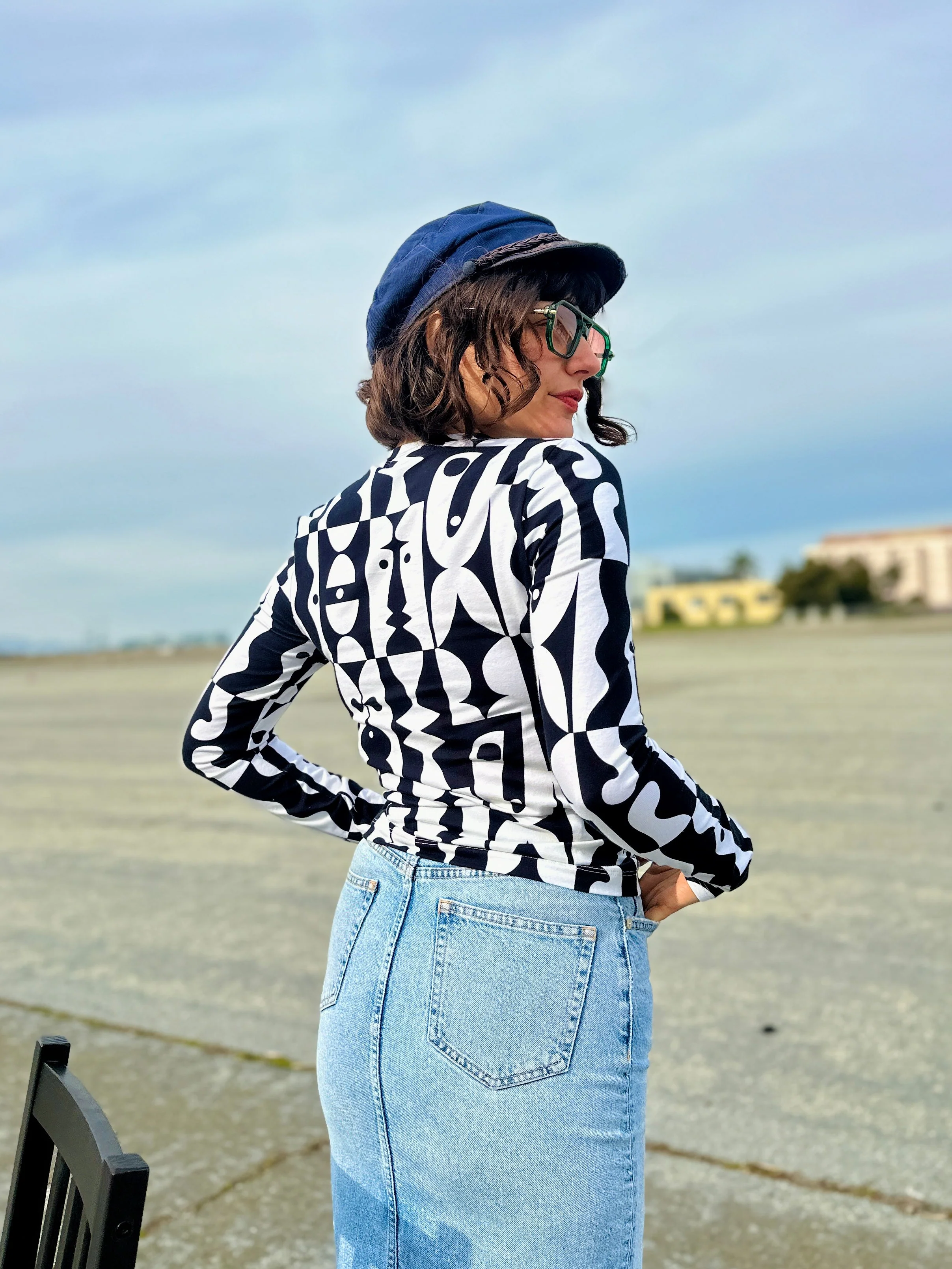 Long Sleeve Tee Illusions - Image 3