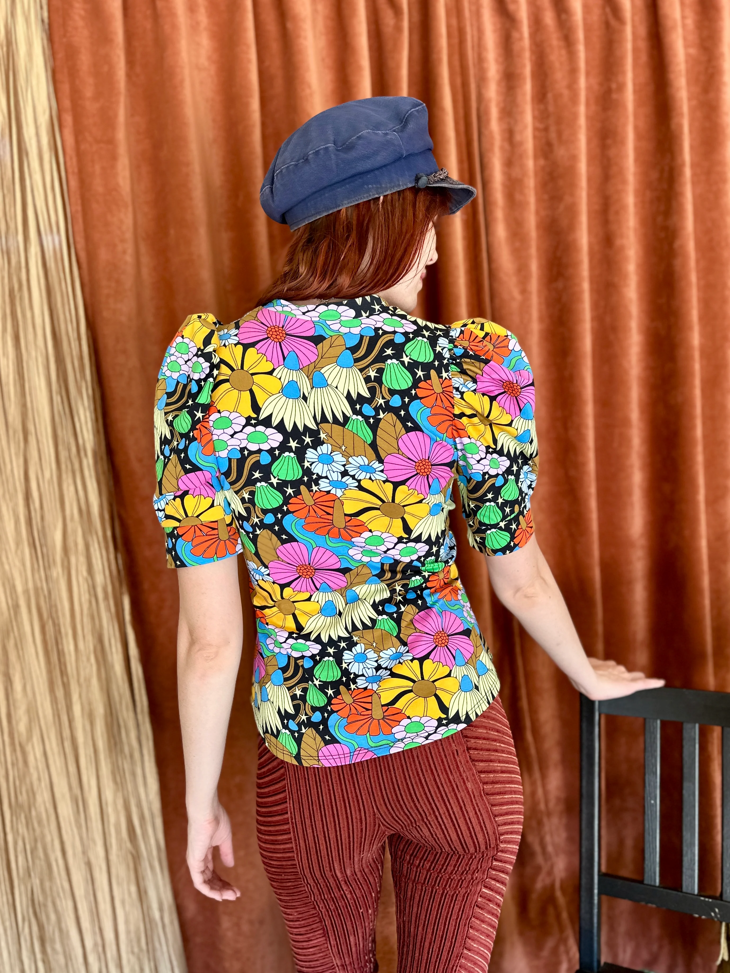 Puff Top Cosmic Floral - Image 12