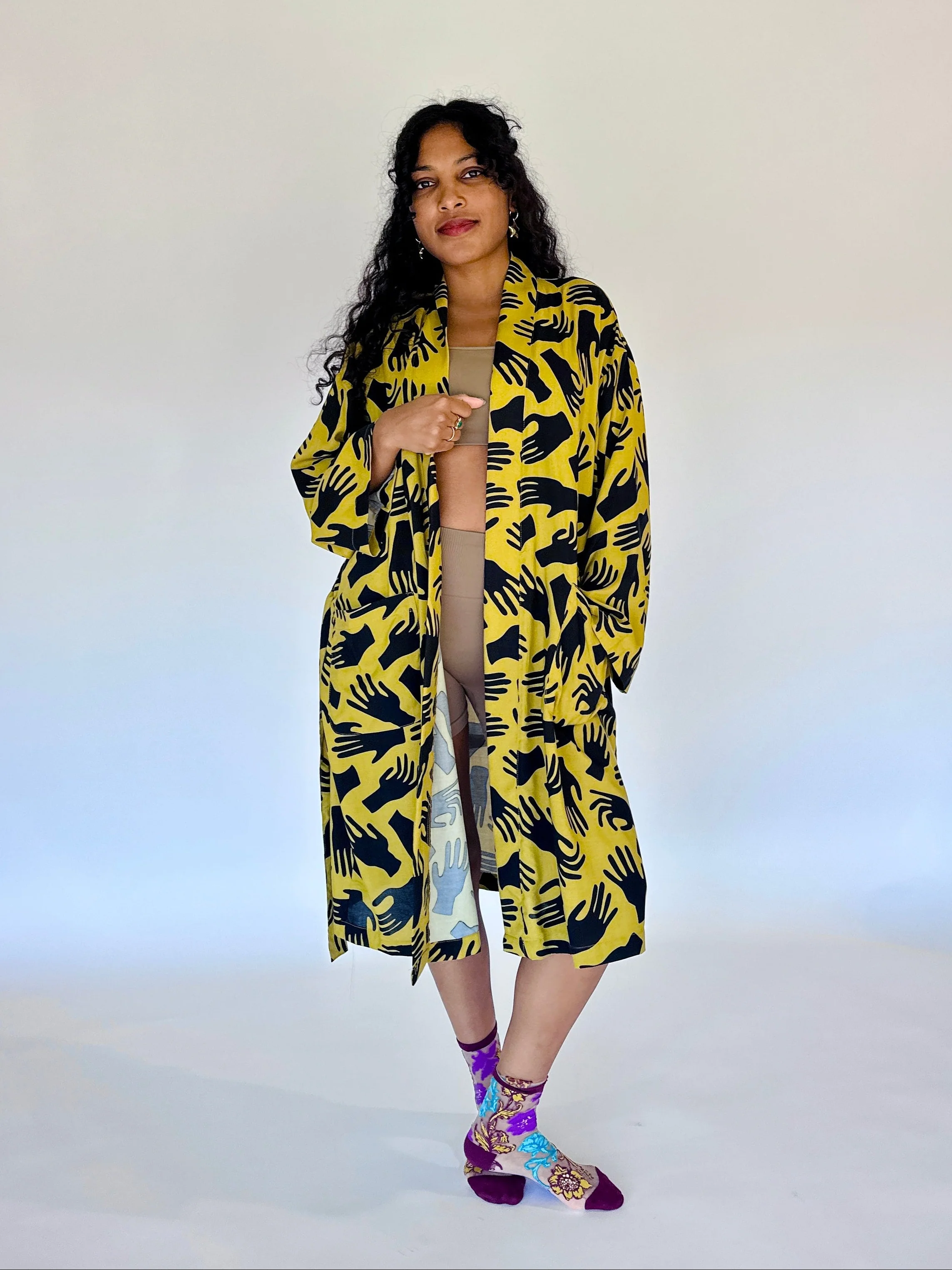 Robe Hands - Image 4