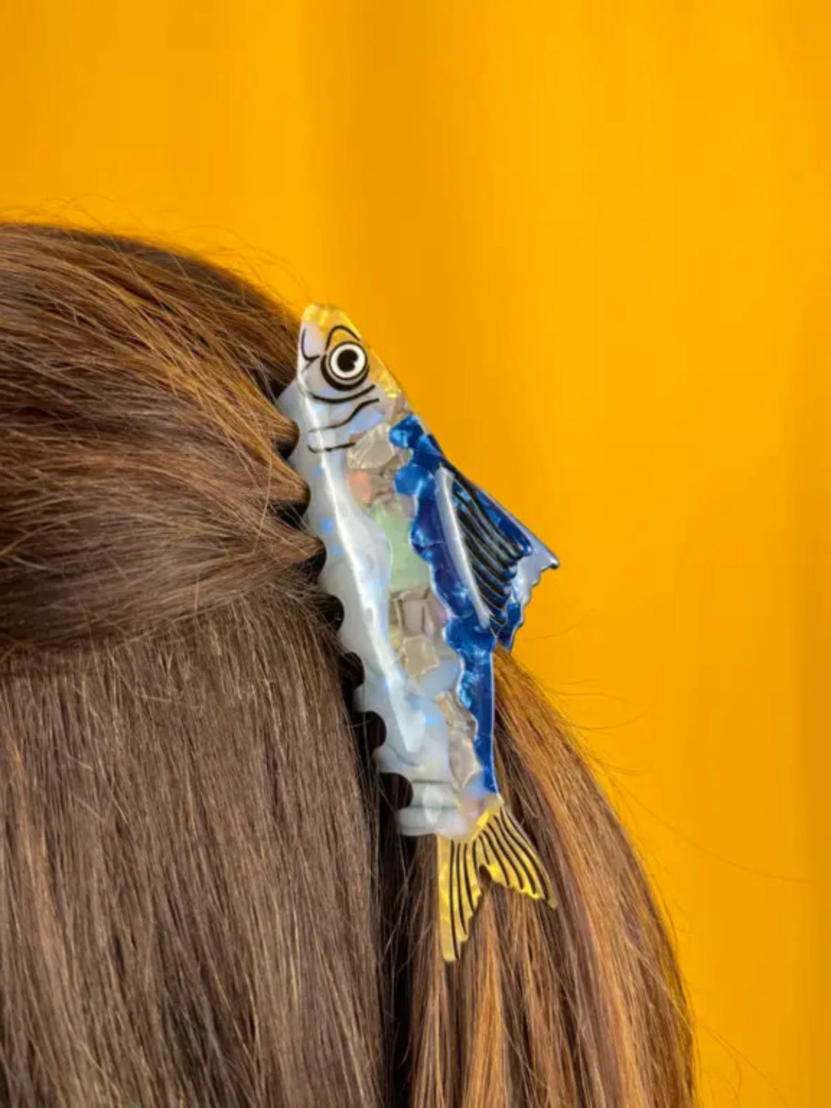 Sardine Hair Claw - Image 2