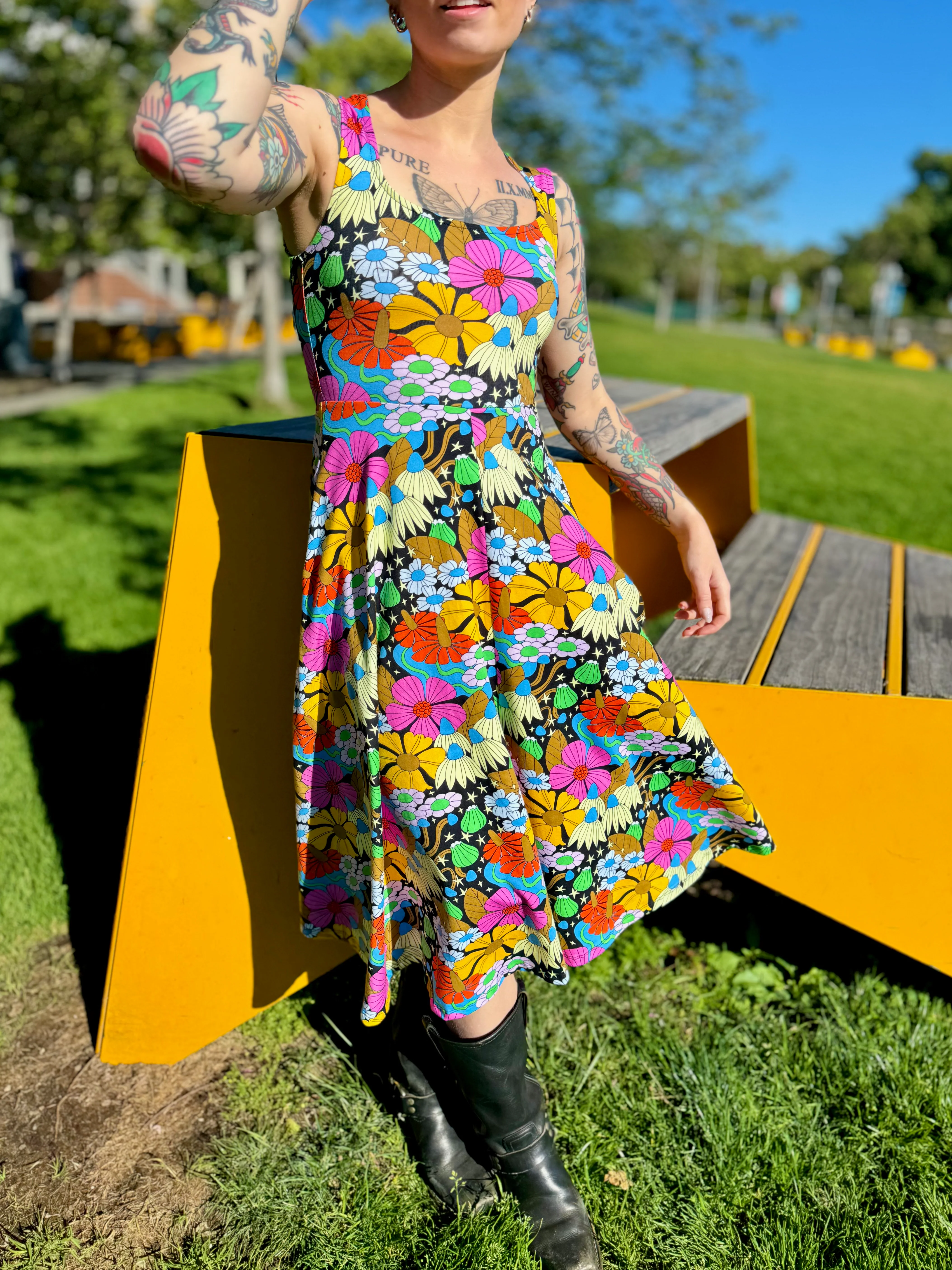 Picnic Dress Cosmic Floral - Image 9