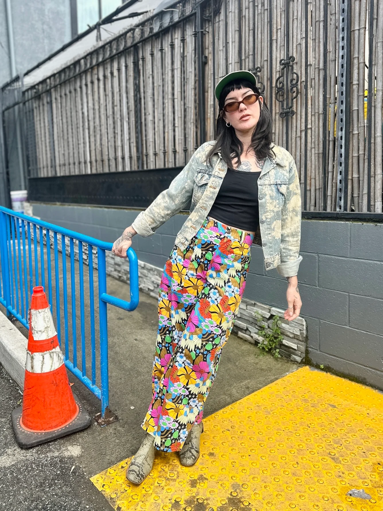 Skater Pant Cosmic Floral - Image 6