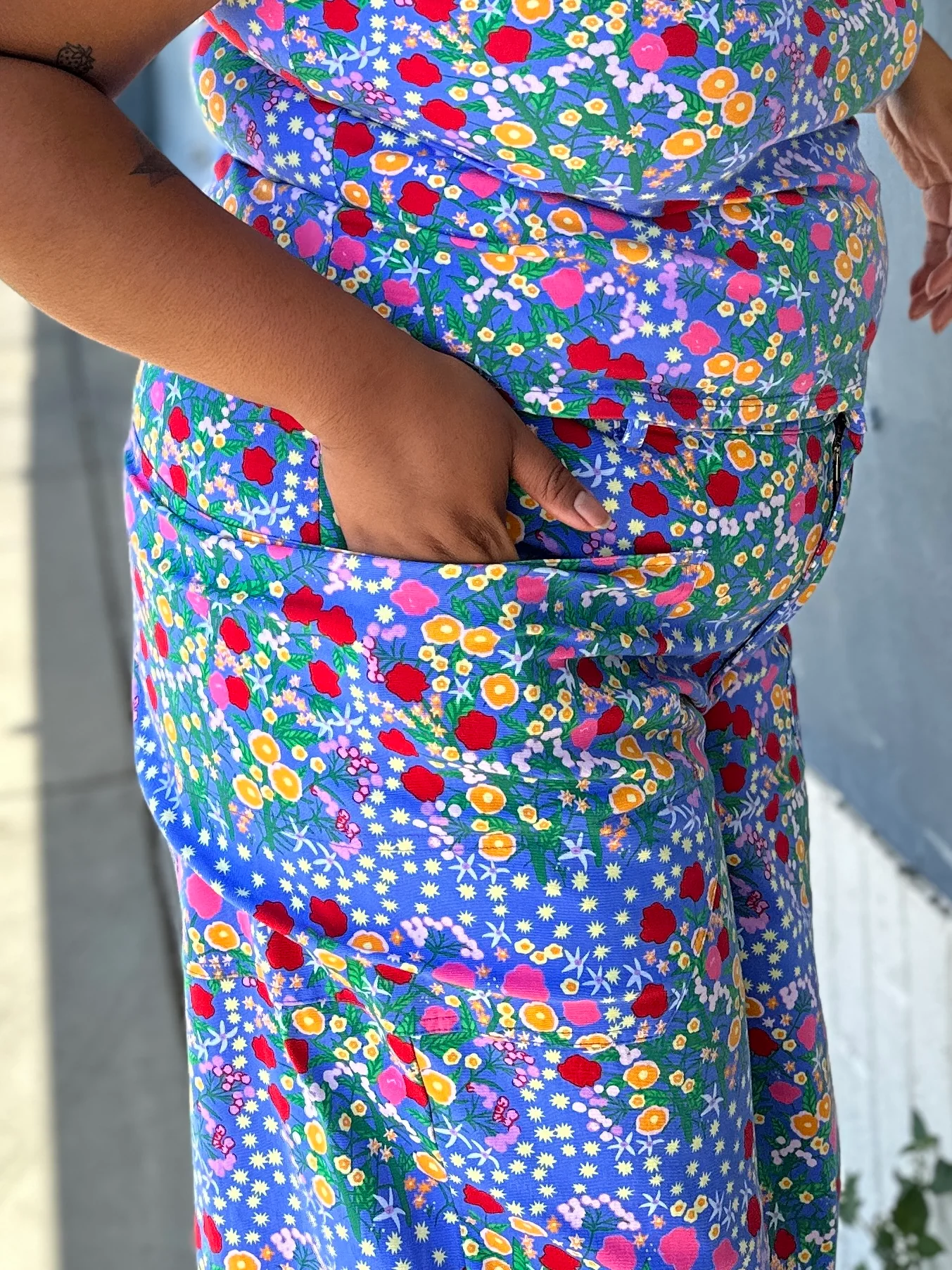 Skater Pant Super Bloom - Image 3