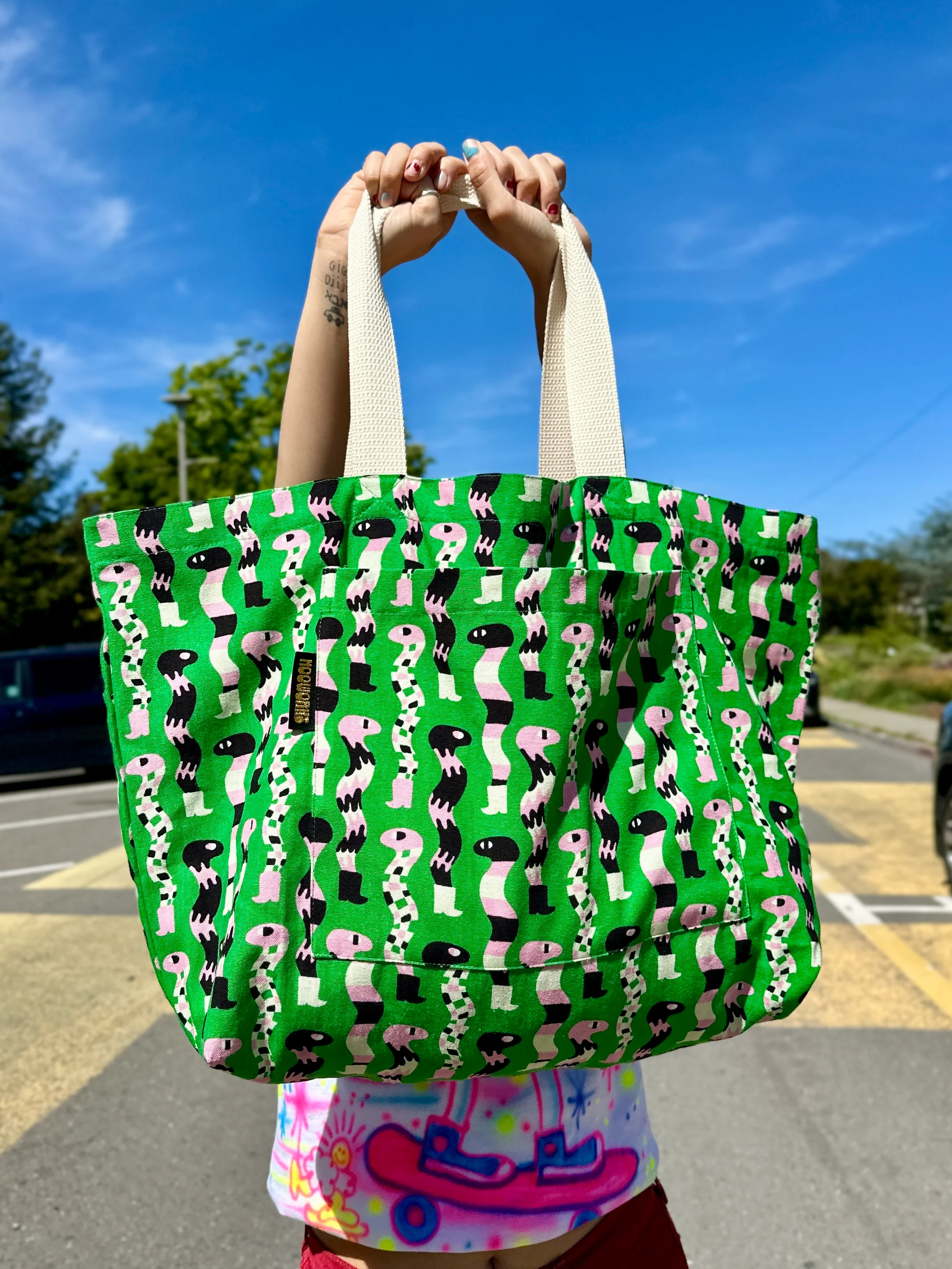 Mega Tote Sssnakes