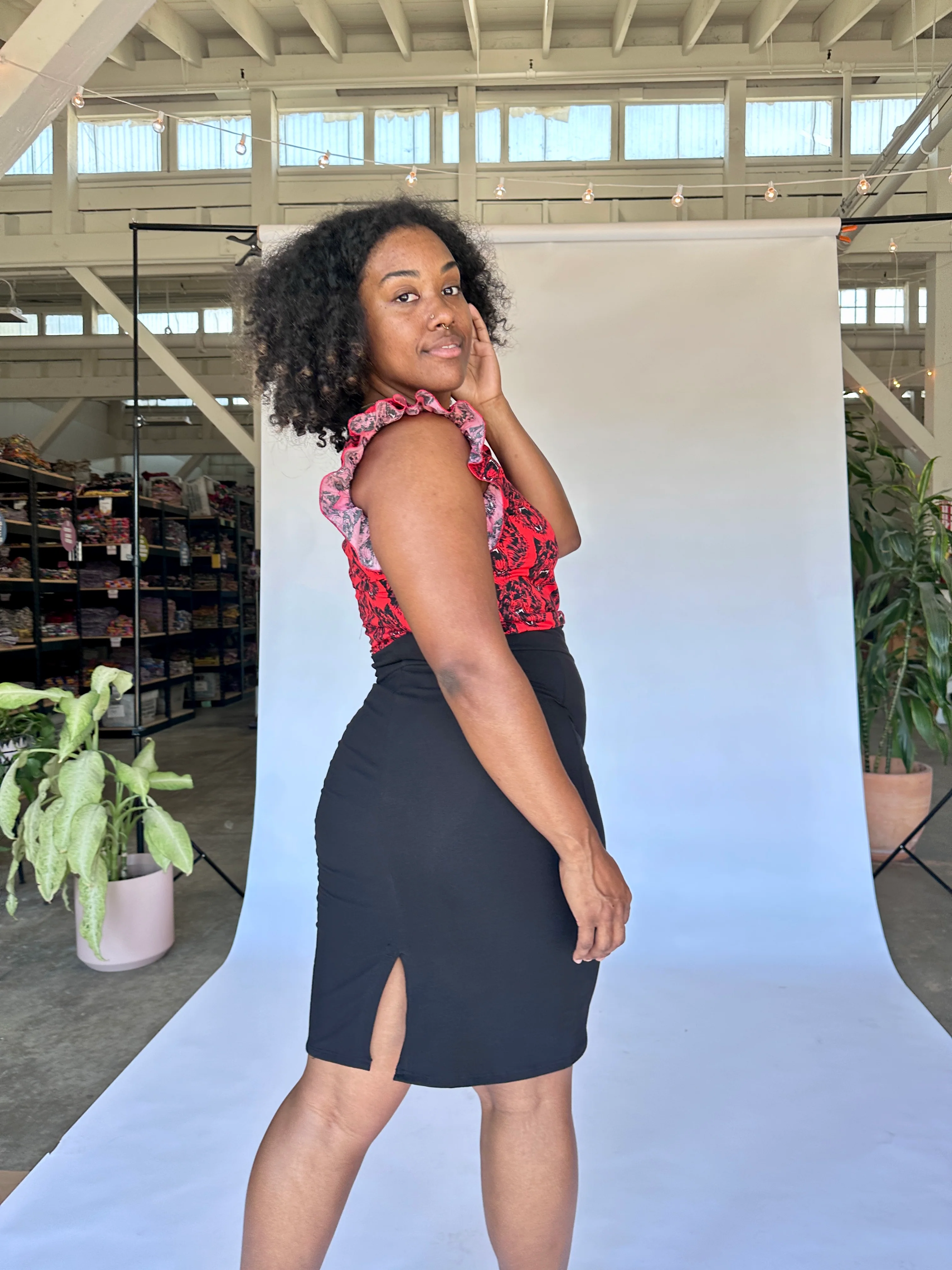 Wiggle Skirt Black - Image 7